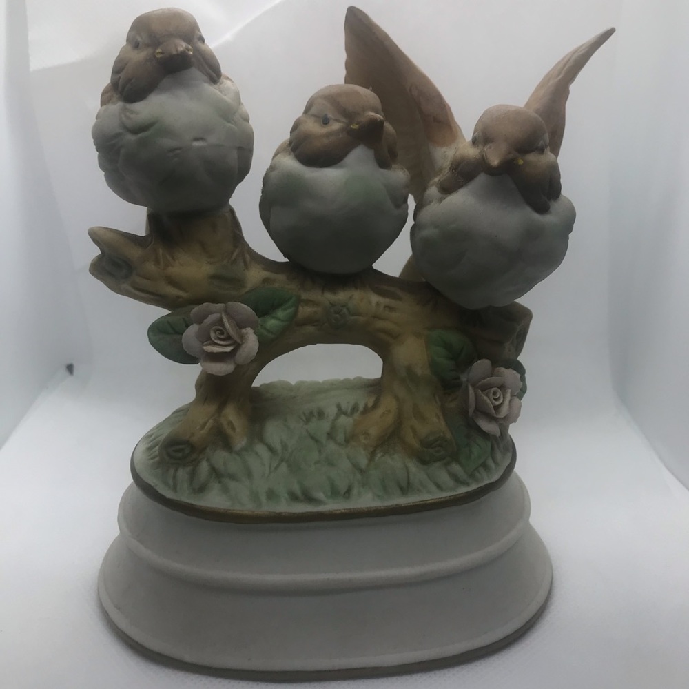 Porcelain musical birds Towle